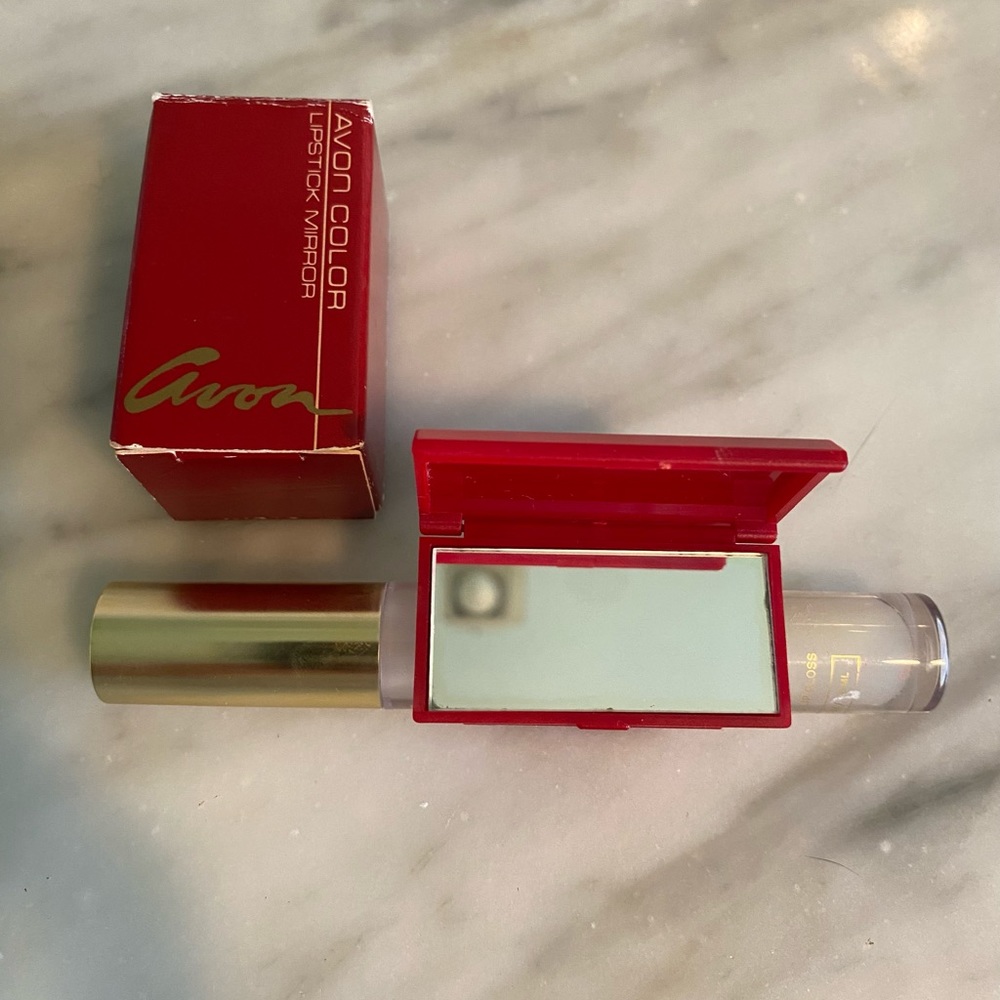 Avon vintage lipstick lipgloss holder mirror compact